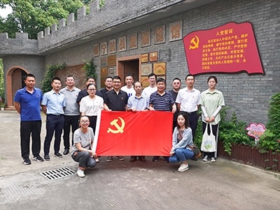 太阳GG科技党支部开展“追溯红色影象，罗致奋进实力”主题党日活动